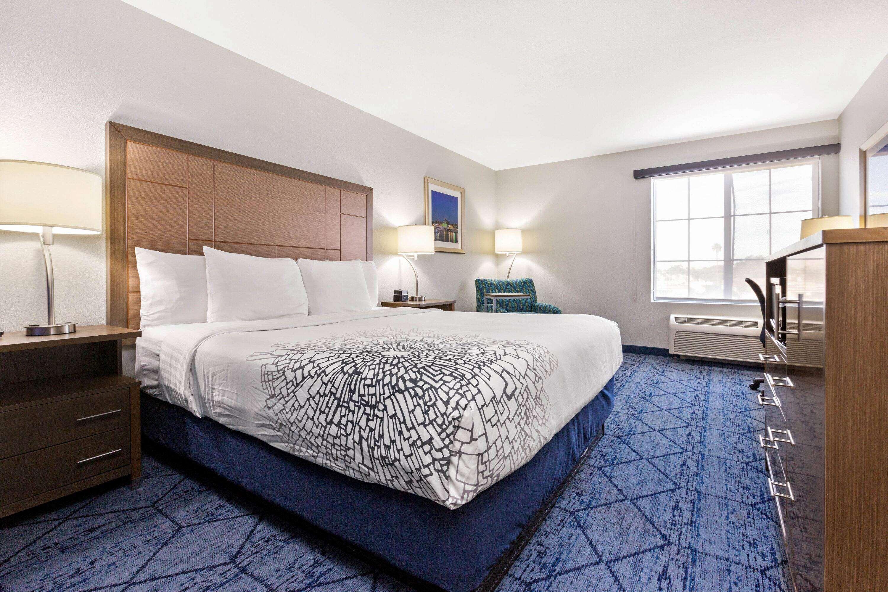 La Quinta By Wyndham Ne Long Beach/Cypress Hawaiian Gardens Екстер'єр фото