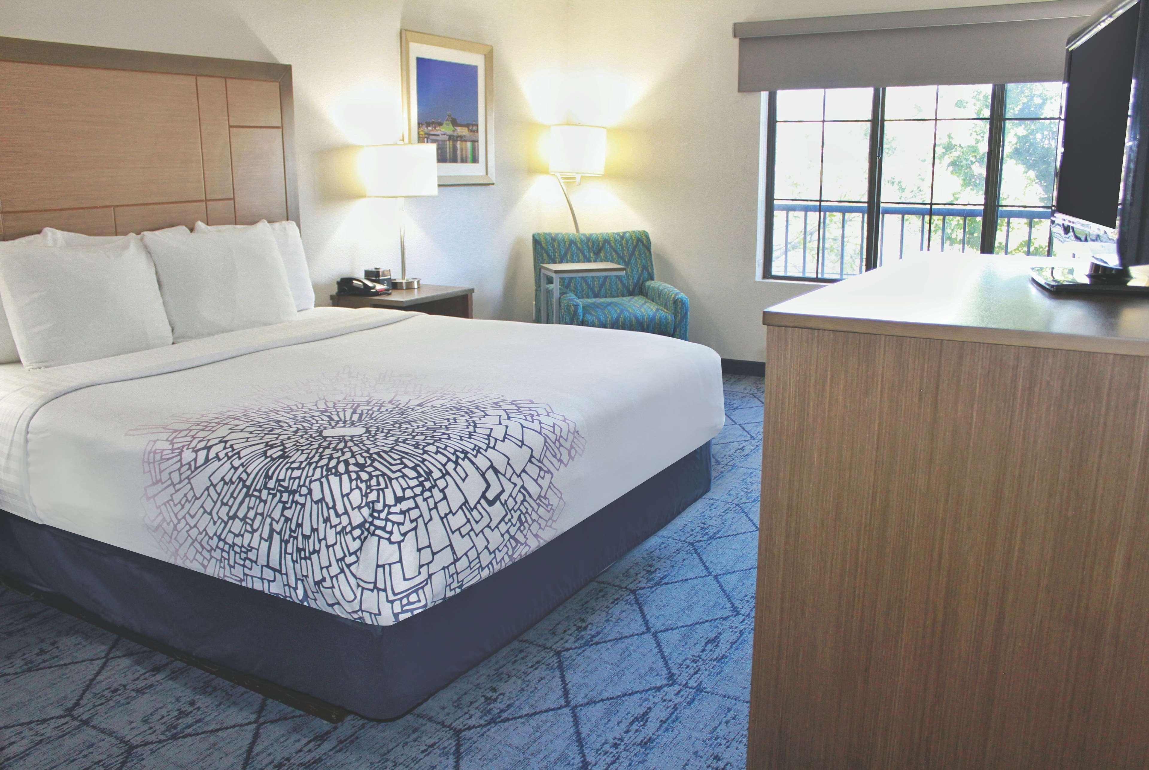 La Quinta By Wyndham Ne Long Beach/Cypress Hawaiian Gardens Екстер'єр фото