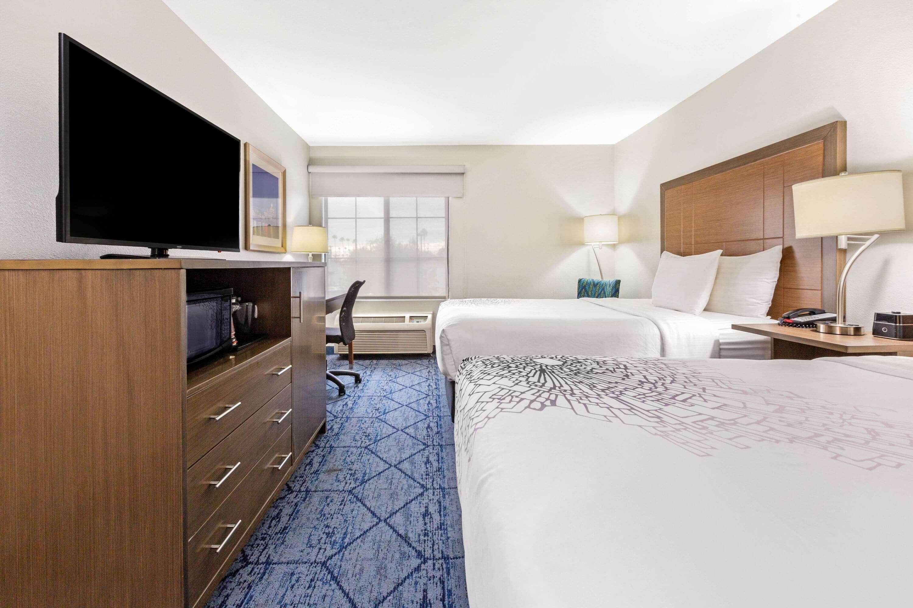 La Quinta By Wyndham Ne Long Beach/Cypress Hawaiian Gardens Екстер'єр фото