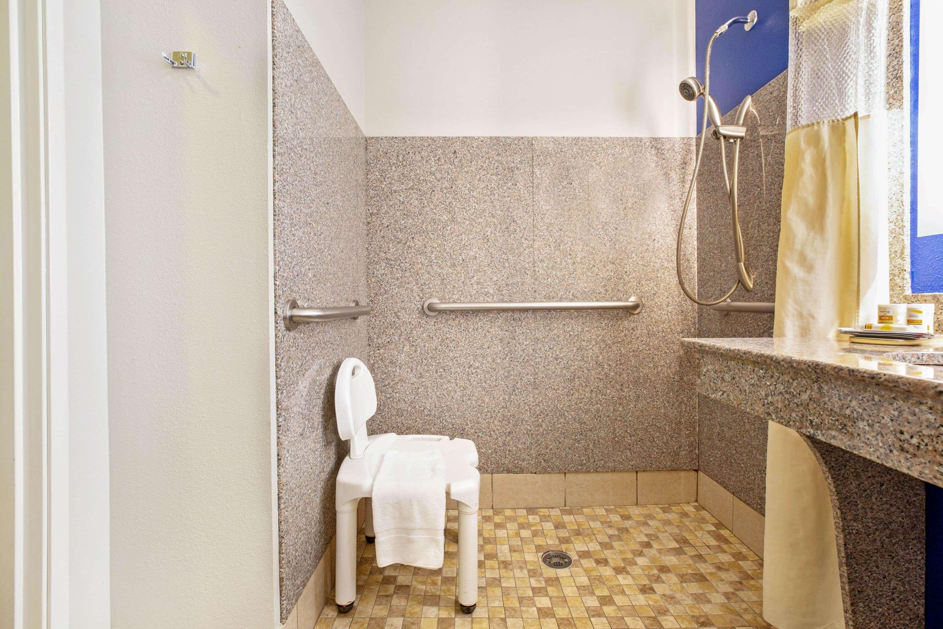 La Quinta By Wyndham Ne Long Beach/Cypress Hawaiian Gardens Екстер'єр фото