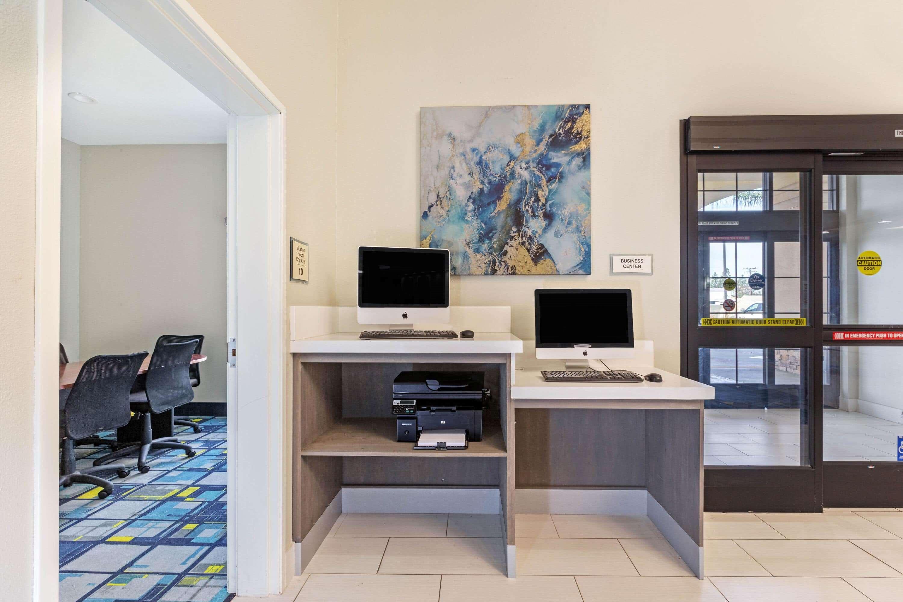 La Quinta By Wyndham Ne Long Beach/Cypress Hawaiian Gardens Екстер'єр фото