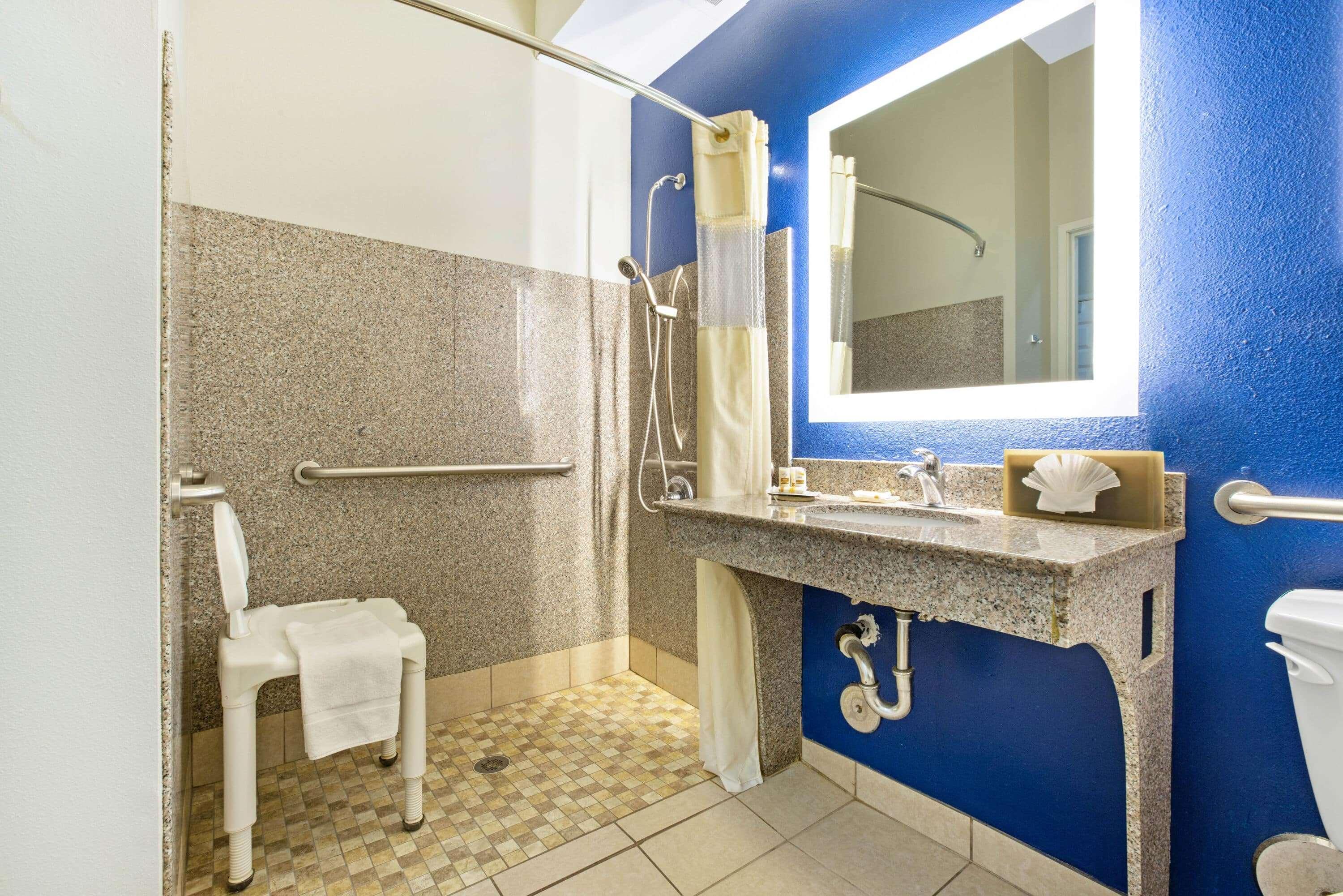La Quinta By Wyndham Ne Long Beach/Cypress Hawaiian Gardens Екстер'єр фото