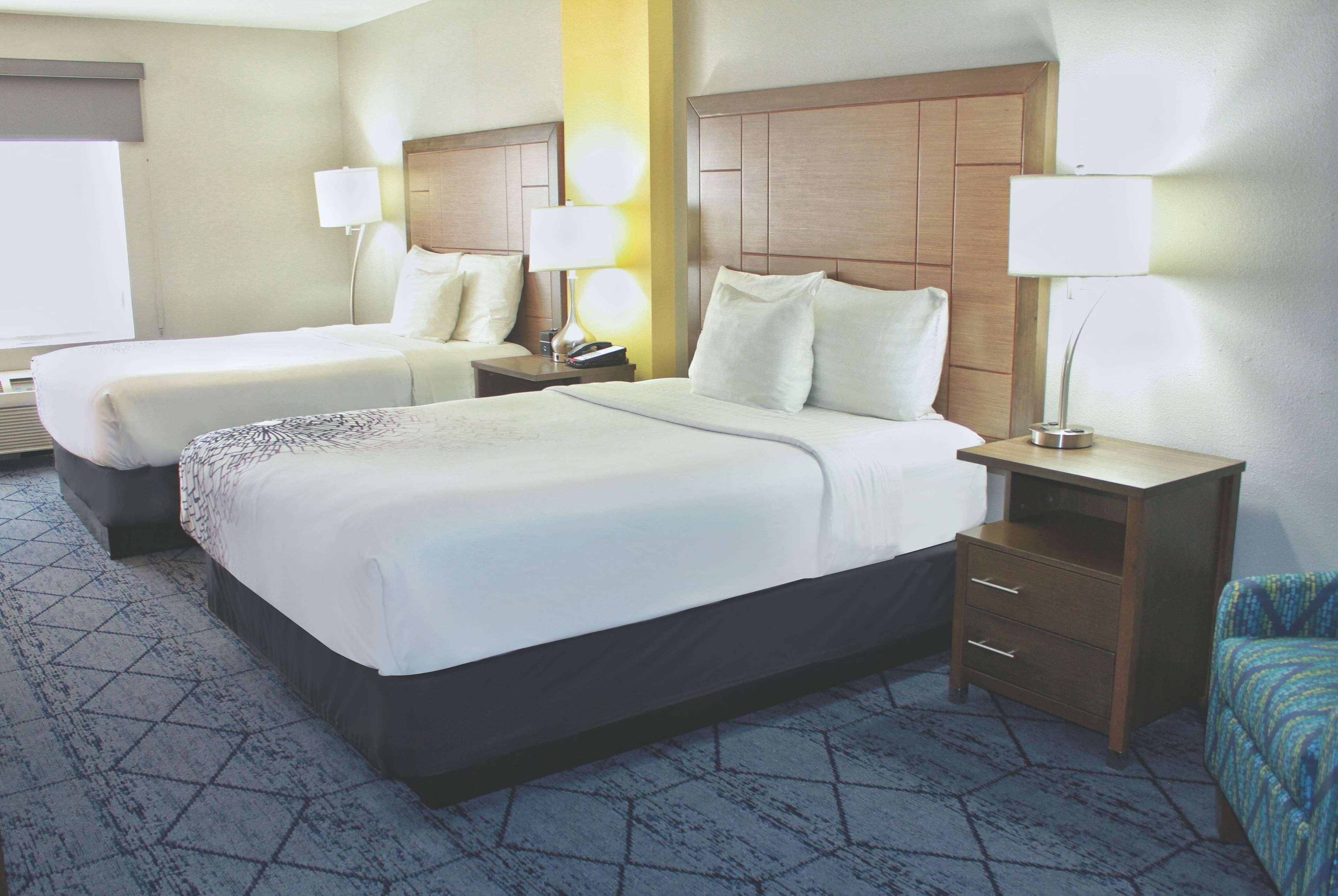 La Quinta By Wyndham Ne Long Beach/Cypress Hawaiian Gardens Екстер'єр фото