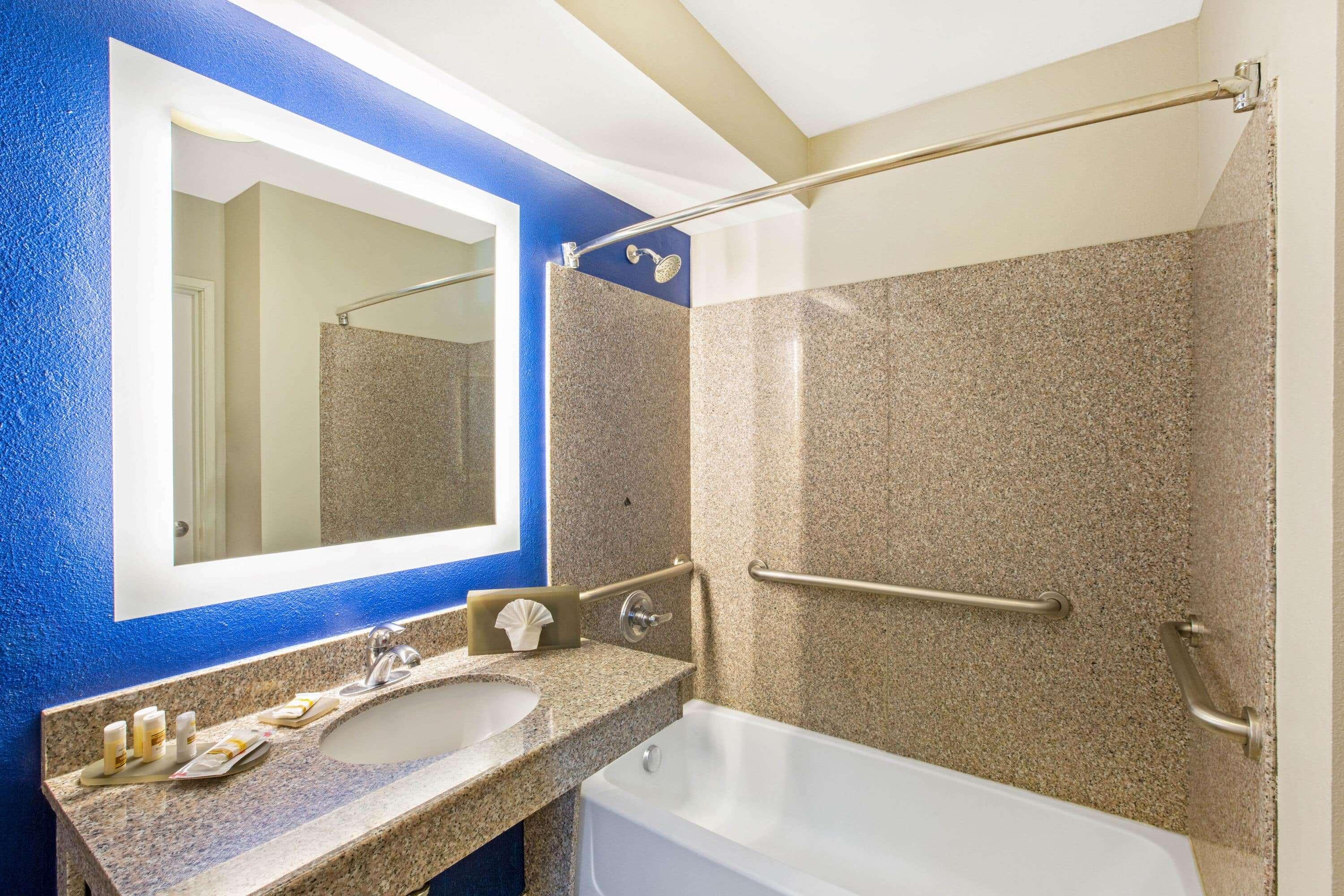La Quinta By Wyndham Ne Long Beach/Cypress Hawaiian Gardens Екстер'єр фото