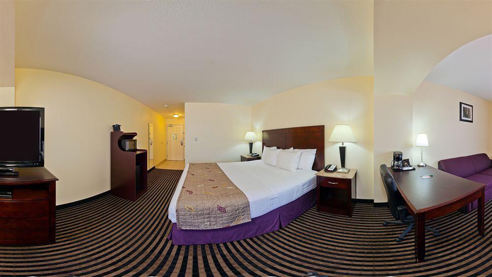La Quinta By Wyndham Ne Long Beach/Cypress Hawaiian Gardens Екстер'єр фото